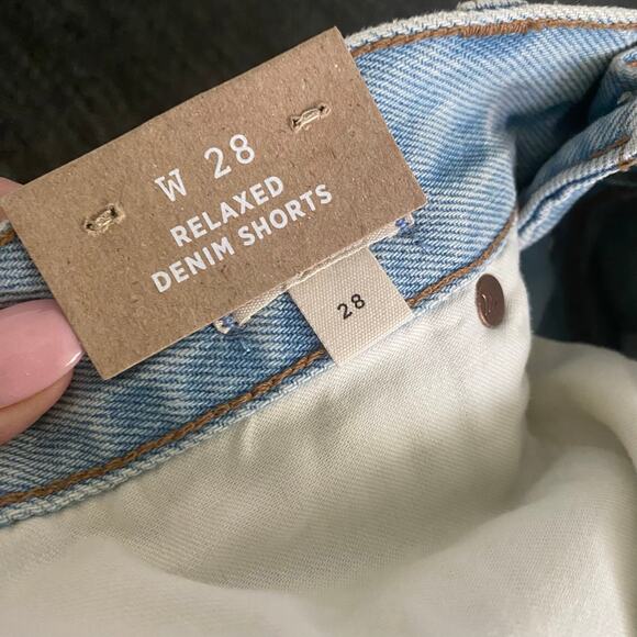 NWT Madewell Relaxed Denim Shorts Size 28 - Picture 10 of 12